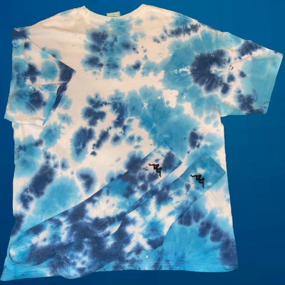 Abbey rd beetles Tye dye tee - Picture 2 of 2